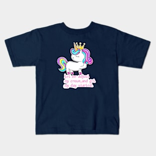 Adjust my crown Kids T-Shirt